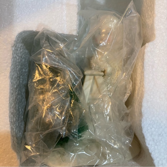 Department 56 Snow Babies “The Littlest Tree” Porcelain Figurine. New in box. - Picture 9 of 10